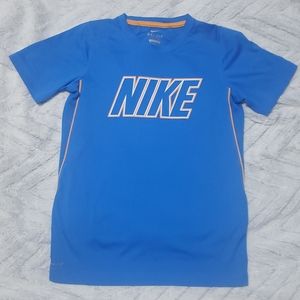 Boys M Nike dri-fit tee tshirt top orange blue